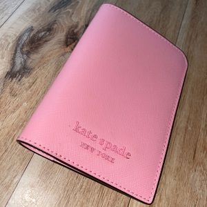 Sold !!! Sold !!! Kate spade card holder